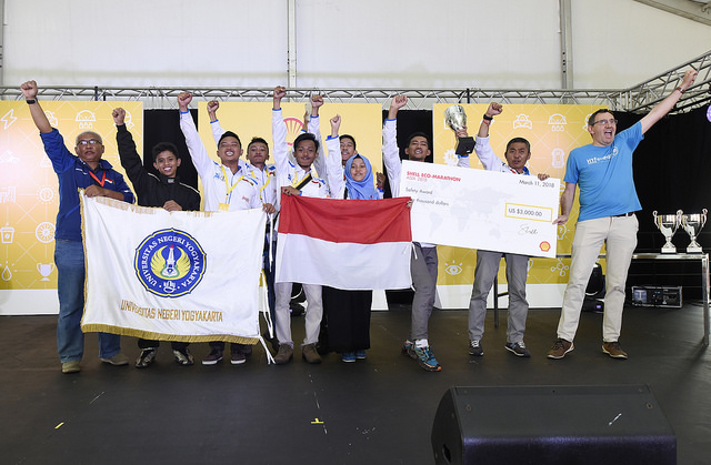 Safety Award Team GARUDA UNY ECO TEAM